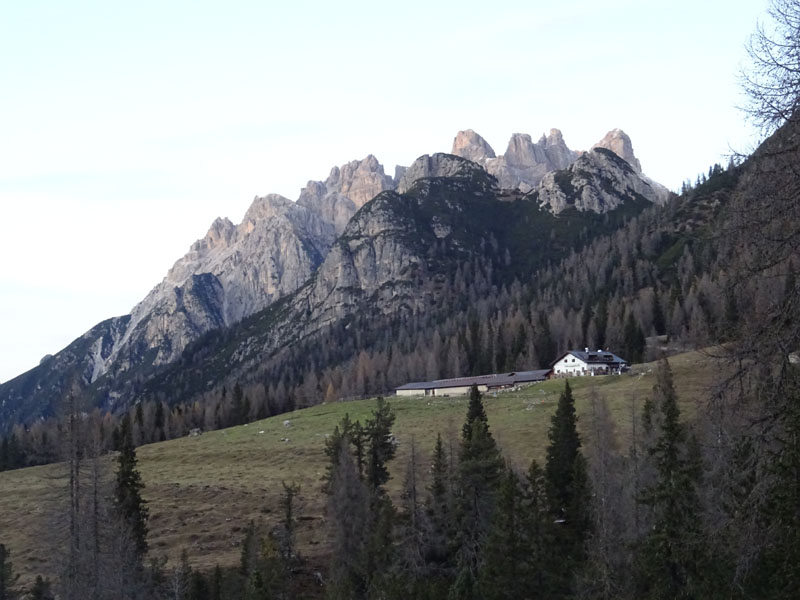 ai piedi delle....Tre Cime di Lavaredo